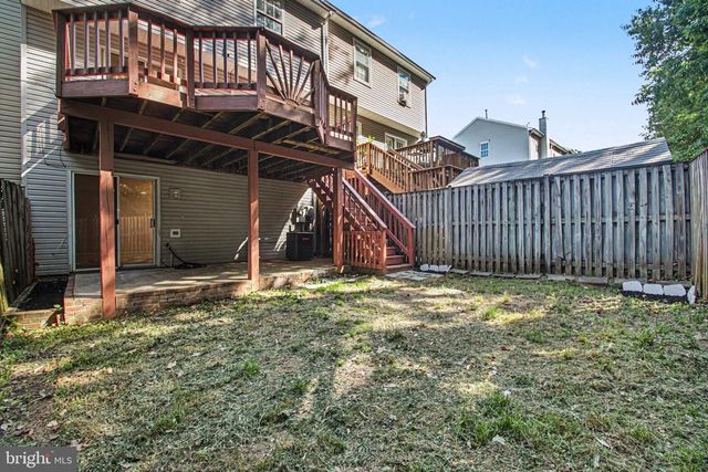 404 KINGS CREST DR, Stafford, VA 22554