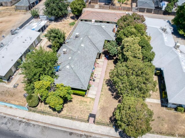 3361 E Mckinley Avenue, Fresno, CA 93703