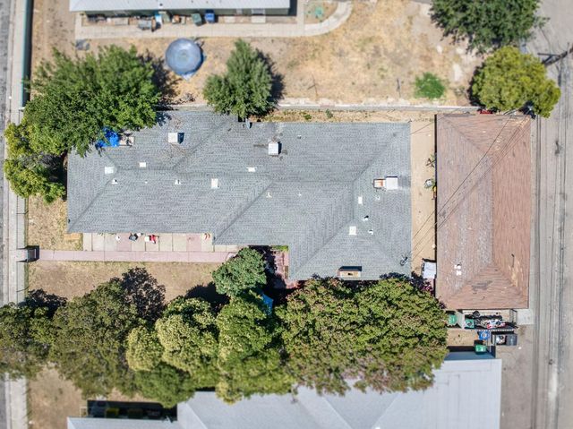 3361 E Mckinley Avenue, Fresno, CA 93703