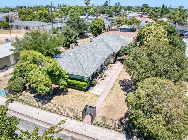 3361 E Mckinley Avenue, Fresno, CA 93703