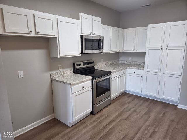 1624 Capra Court, Beech Grove, IN 46107