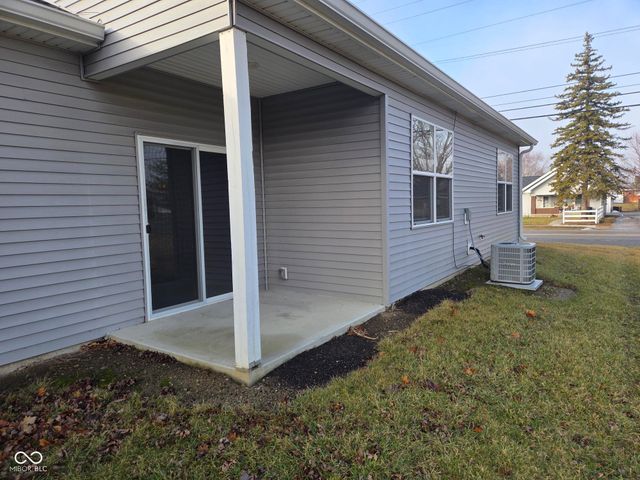 1624 Capra Court, Beech Grove, IN 46107