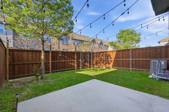 982 Mikaela Drive, Allen, TX 75013