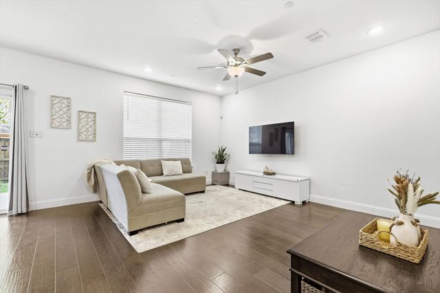 982 Mikaela Drive, Allen, TX 75013