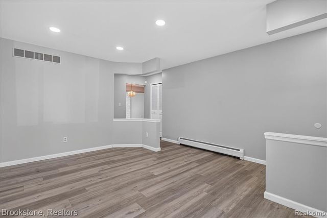34294 Greentrees Road, Sterling Heights, MI 48312