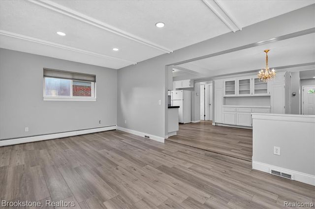 34294 Greentrees Road, Sterling Heights, MI 48312