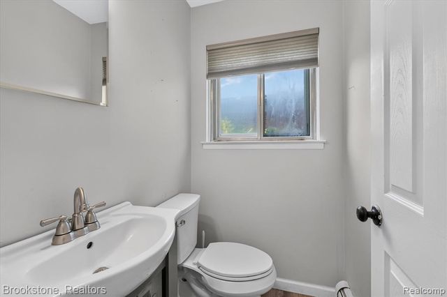 34294 Greentrees Road, Sterling Heights, MI 48312