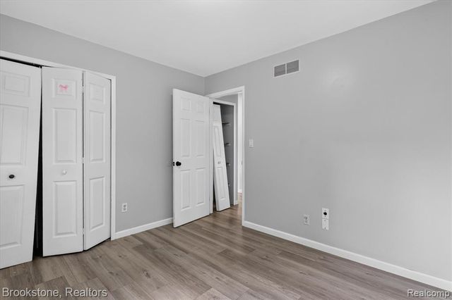 34294 Greentrees Road, Sterling Heights, MI 48312