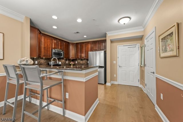463 Victoria Drive, Bridgewater Twp., NJ 08807