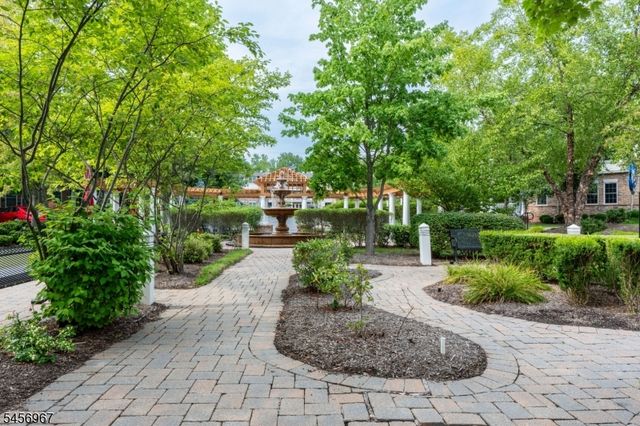 463 Victoria Drive, Bridgewater Twp., NJ 08807