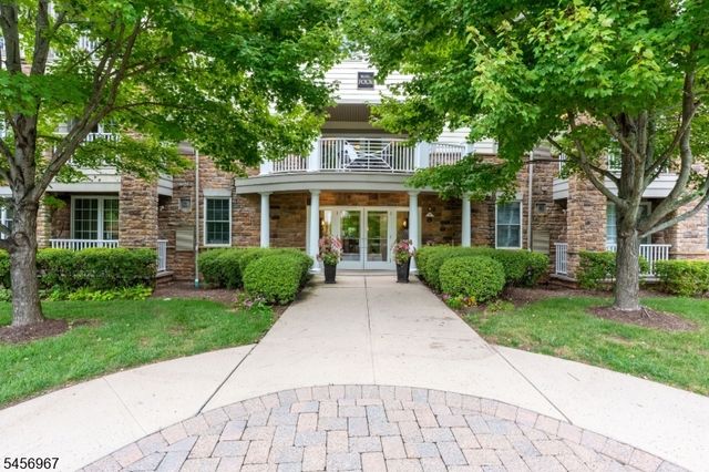 463 Victoria Drive, Bridgewater Twp., NJ 08807