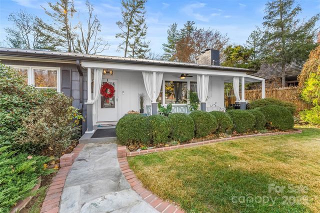 5 Deanwood Circle, Asheville, NC 28803