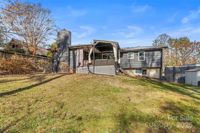 5 Deanwood Circle, Asheville, NC 28803