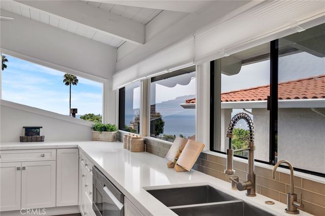 2520 Via Sanchez, Palos Verdes Estates, CA 90274
