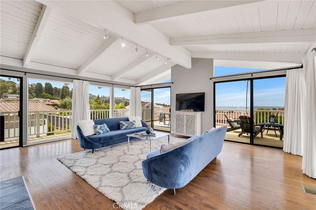 2520 Via Sanchez, Palos Verdes Estates, CA 90274