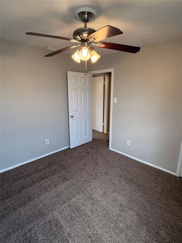415 Stonehenge Drive, Arlington, TX 76014