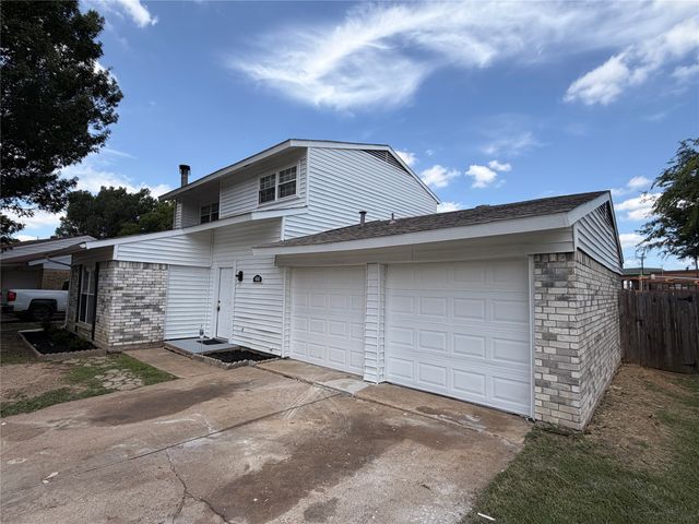 415 Stonehenge Drive, Arlington, TX 76014