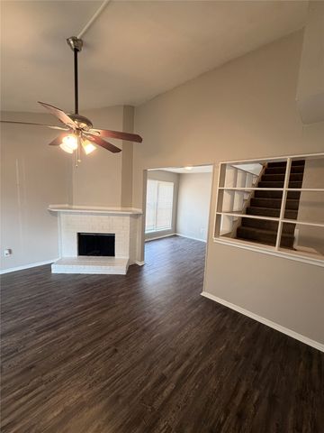 415 Stonehenge Drive, Arlington, TX 76014