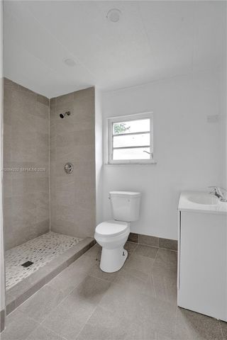 2910 NW 25th Street, Fort Lauderdale, FL 33311