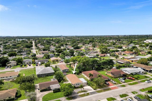 2910 NW 25th Street, Fort Lauderdale, FL 33311