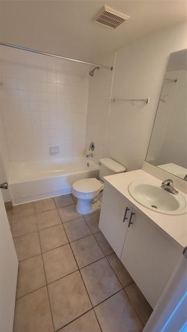4163 N HAVERHILL Road 1203, West Palm Beach, FL 33417