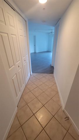 4163 N HAVERHILL Road 1203, West Palm Beach, FL 33417