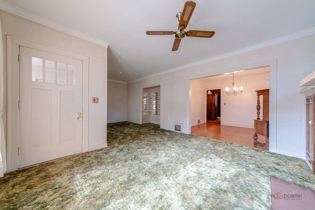 308 Mckinley Avenue, Libertyville, IL 60048