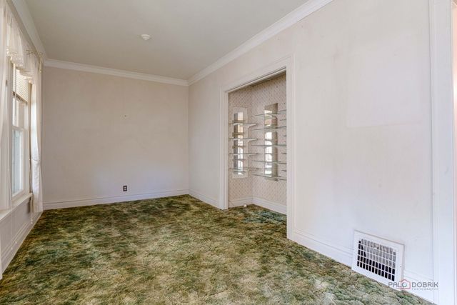 308 Mckinley Avenue, Libertyville, IL 60048