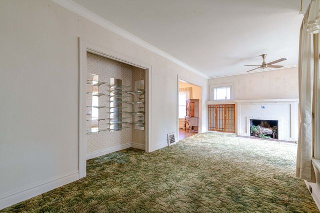 308 Mckinley Avenue, Libertyville, IL 60048