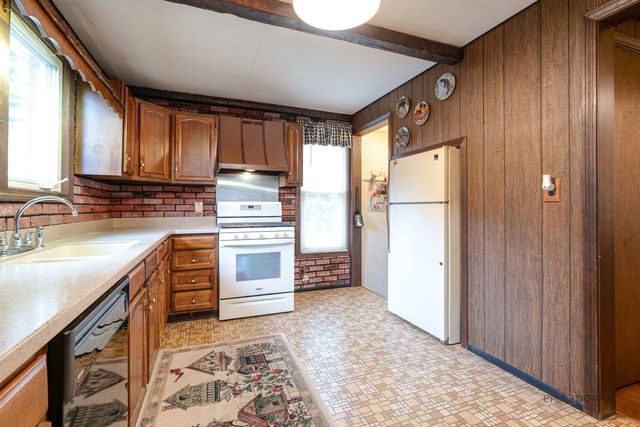 308 Mckinley Avenue, Libertyville, IL 60048