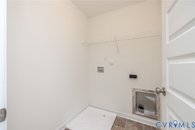 18365 Palisades Ct, Moseley, VA 23120