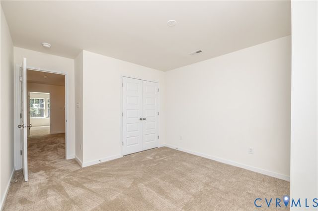 18365 Palisades Ct, Moseley, VA 23120