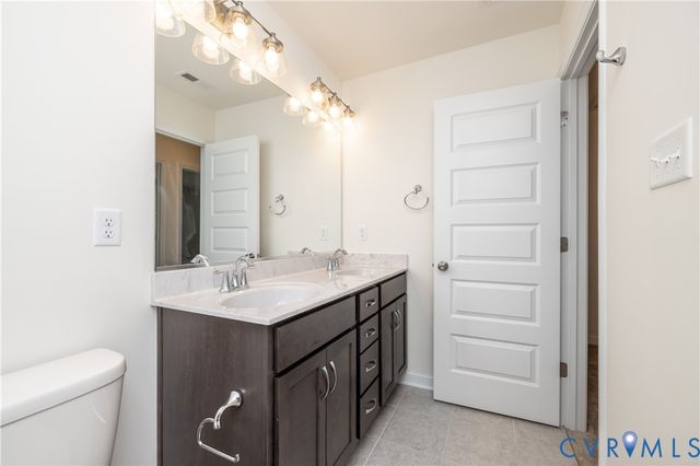 18365 Palisades Ct, Moseley, VA 23120