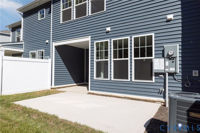 18365 Palisades Ct, Moseley, VA 23120