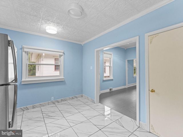 304 WOODLAWN TER, Collingswood, NJ 08108