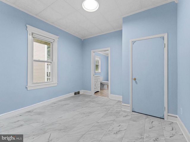 304 WOODLAWN TER, Collingswood, NJ 08108