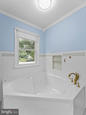 304 WOODLAWN TER, Collingswood, NJ 08108