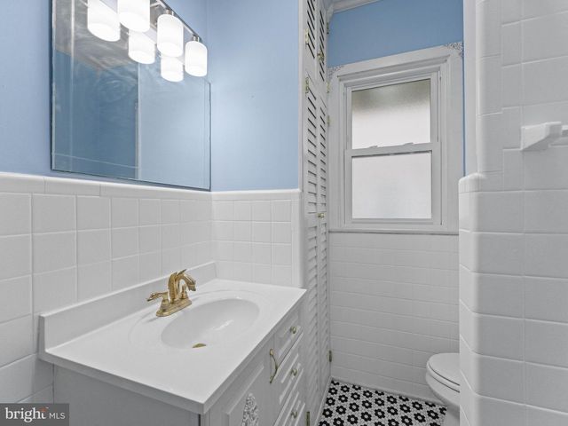 304 WOODLAWN TER, Collingswood, NJ 08108