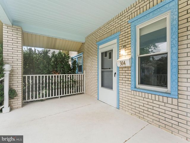 304 WOODLAWN TER, Collingswood, NJ 08108
