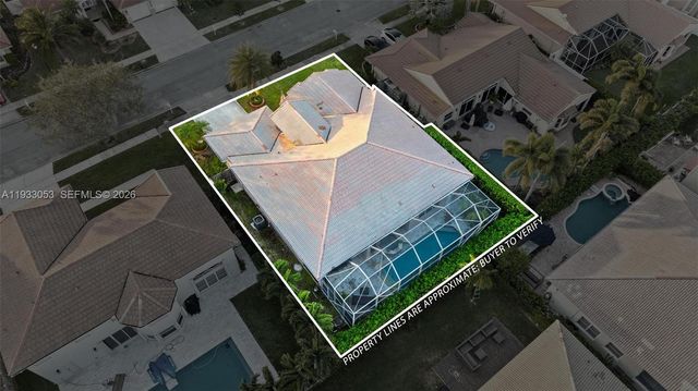 343 SW 187th Ter, Pembroke Pines, FL 33029