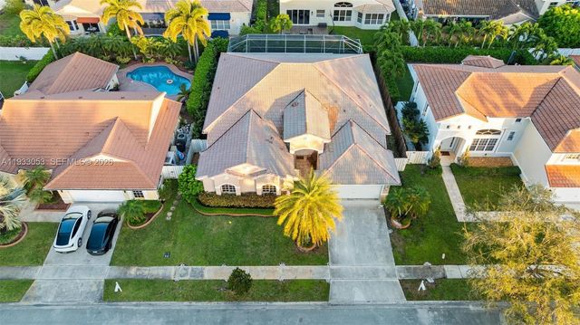 343 SW 187th Ter, Pembroke Pines, FL 33029