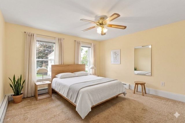 156 Gershom Ave, Lowell, MA 01854
