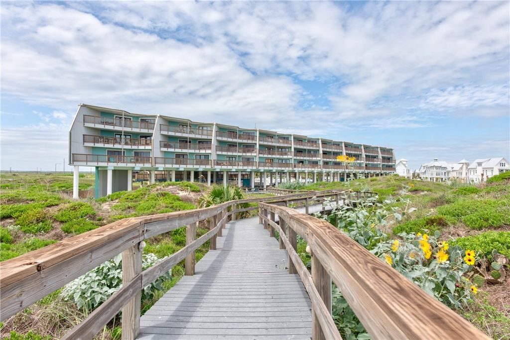 5973 State Highway 361 124, Port Aransas, TX 78373