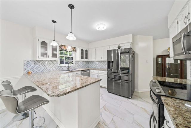 8429 KING WILLIAM ST, Memphis, TN 38016