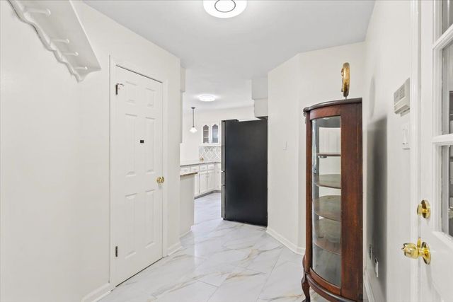 8429 KING WILLIAM ST, Memphis, TN 38016