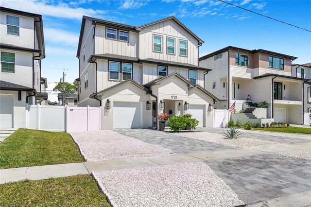 1725 MASSACHUSETTS AVENUE NE, St Petersburg, FL 33703