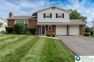 1139 Lynnhurst Circle, Bethlehem City, PA 18017