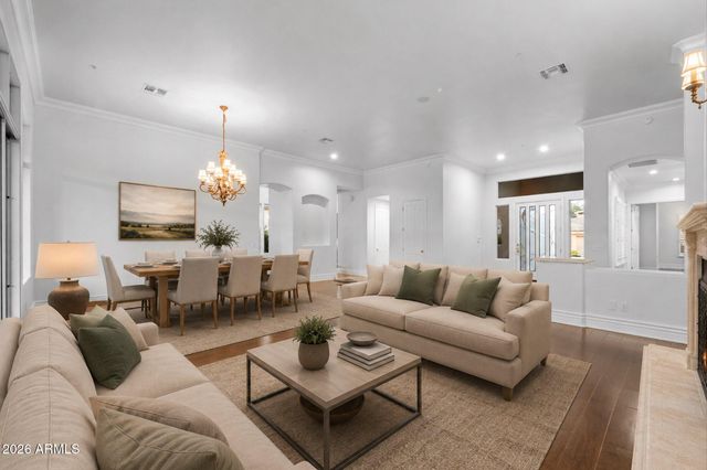 7436 E TUCKEY Lane, Scottsdale, AZ 85250