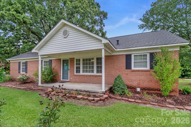 2795 Cane Mill Road, Lancaster, SC 29720