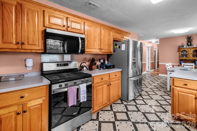 2795 Cane Mill Road, Lancaster, SC 29720